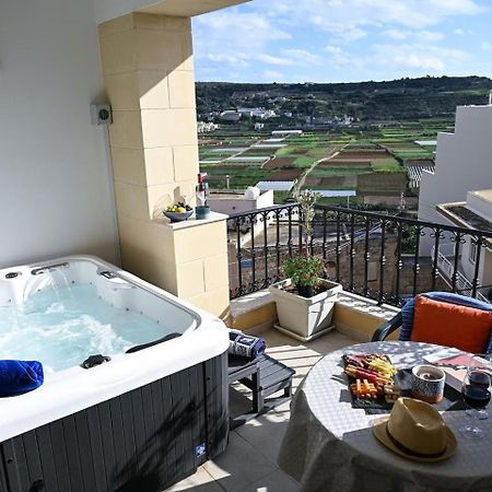 Fl 3 Ta'Lonza Luxury With Hot Tub By Homely Mellieħa Exterior foto