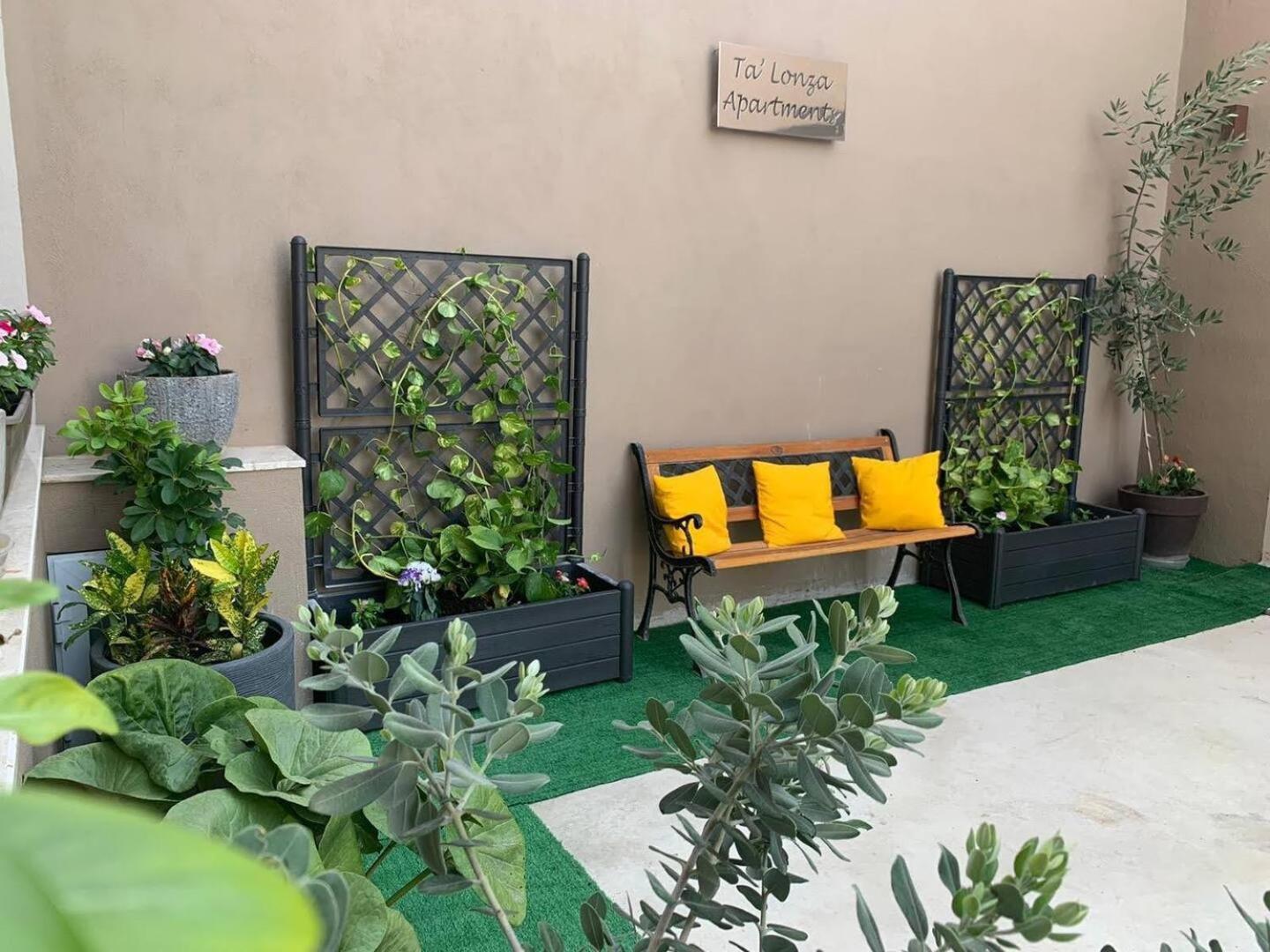 Fl 3 Ta'Lonza Luxury With Hot Tub By Homely Mellieħa Exterior foto