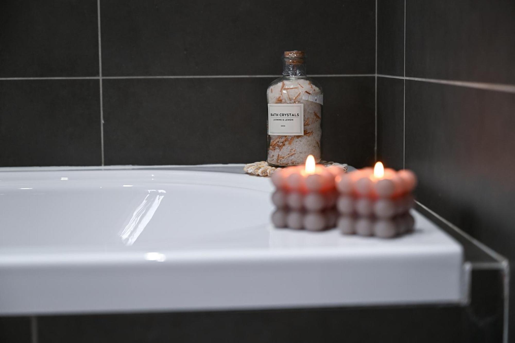 Fl 3 Ta'Lonza Luxury With Hot Tub By Homely Mellieħa Exterior foto